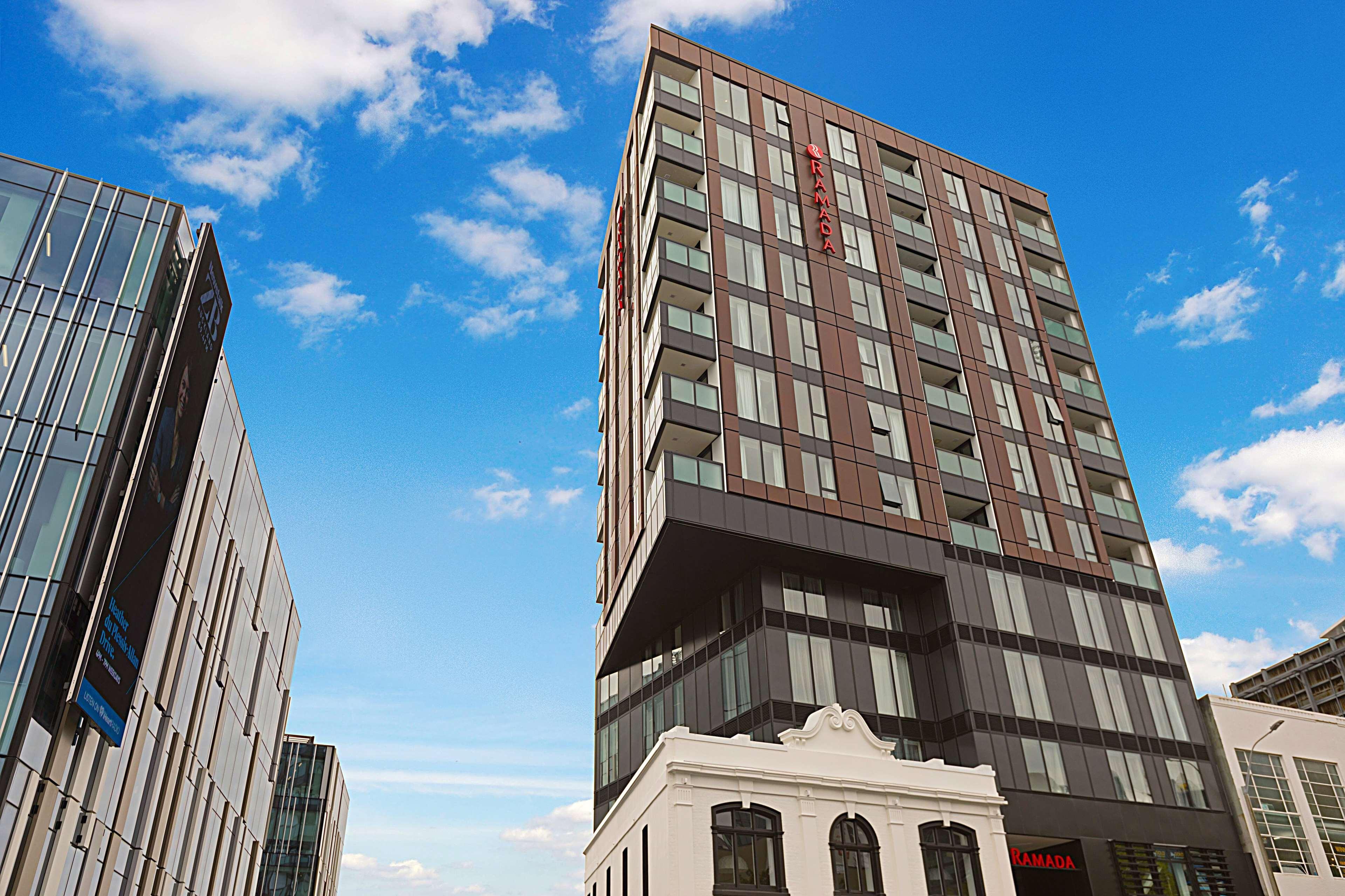 Ramada Suites By Wyndham Victoria Street West Окленд Екстер'єр фото